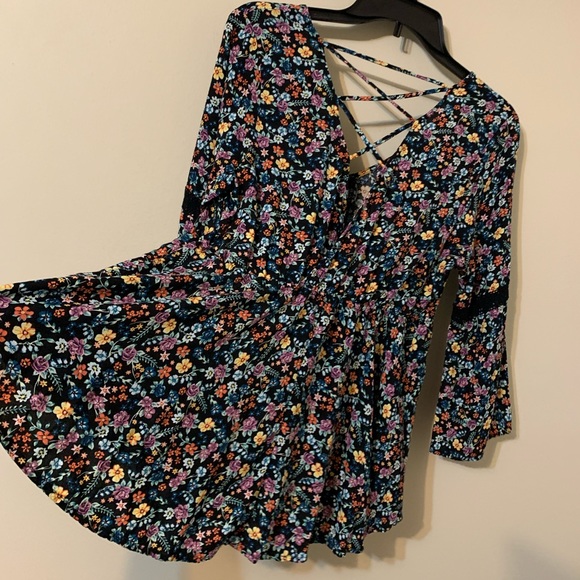 Junior size 11-13 Top by NO BOUNDARIES - Picture 11 of 16